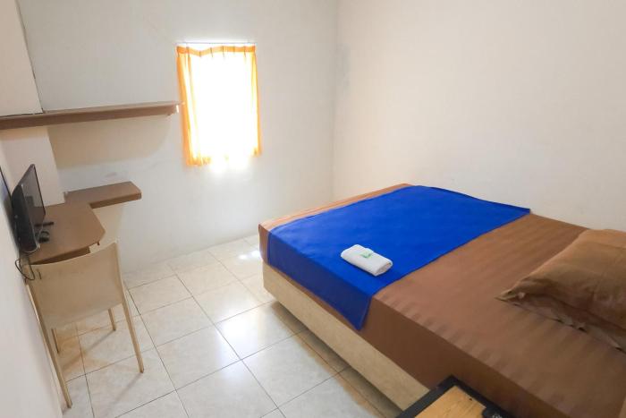 reddoorz fortune hotel jalan walanda maramis manado