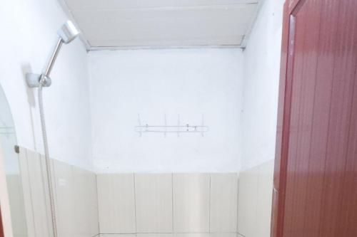 reddoorz fortune hotel jalan walanda maramis manado