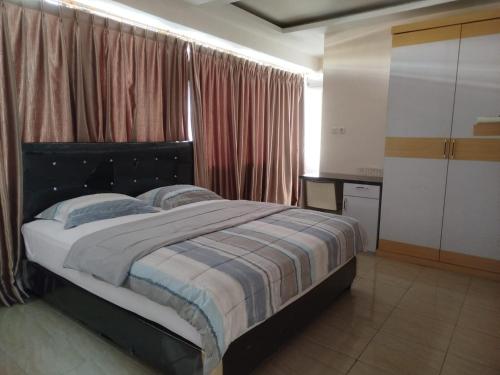 reddoorz fortune hotel jalan walanda maramis manado