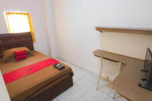 reddoorz fortune hotel jalan walanda maramis manado