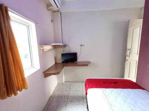 reddoorz fortune hotel jalan walanda maramis manado