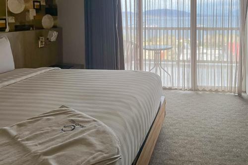 grand hills hotel near ketapang banyuwangi mitra reddoorz