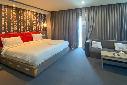 grand hills hotel near ketapang banyuwangi mitra reddoorz