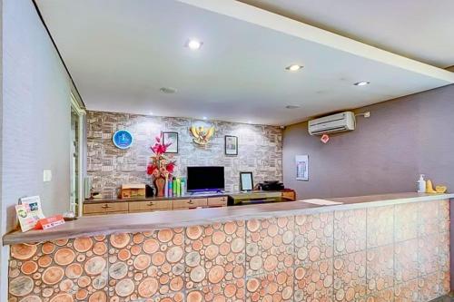 grand hills hotel near ketapang banyuwangi mitra reddoorz