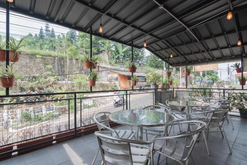 rossan villa hotel near kampus upi setiabudhi