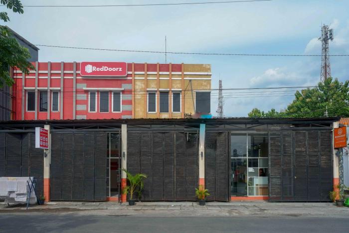 reddoorz near majapahit semarang 2