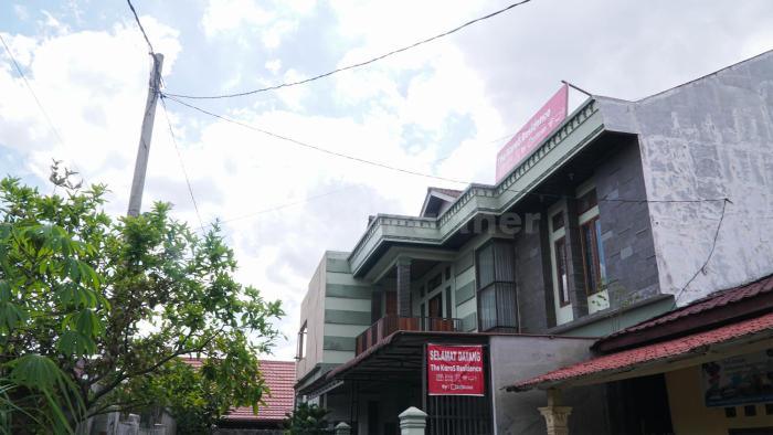 the karos residence mitra reddoorz