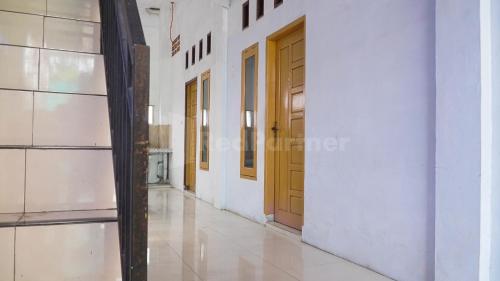 the karos residence mitra reddoorz