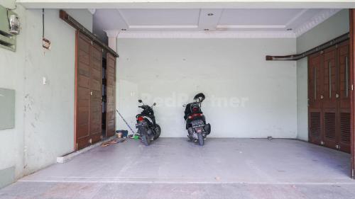 the karos residence mitra reddoorz