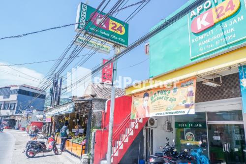 penginapan rio anakku syariah banjaran mitra reddoorz
