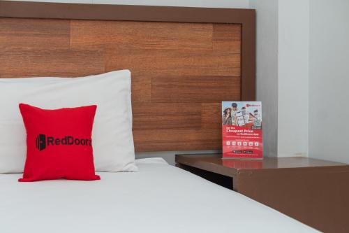 reddoorz syariah near tugu dodol kandangan