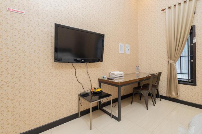 boss residence serang mitra reddoorz