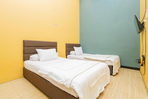 boss residence serang mitra reddoorz