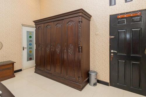 Boss Residence Serang Mitra Reddoorz,,2 star