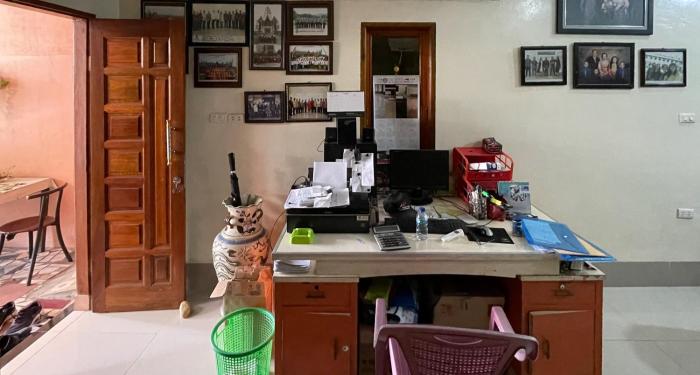valencia homestay redpartner