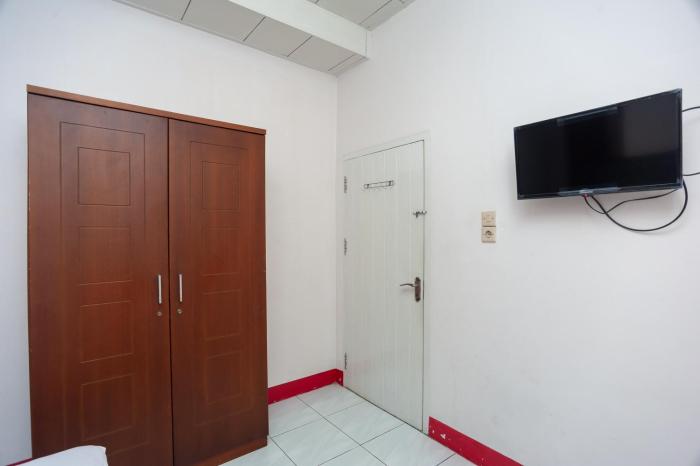 reddoorz syariah near tugu juang jambi 3