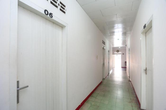 reddoorz syariah near tugu juang jambi 3
