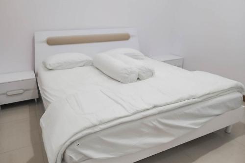Angel Guest House Lembang Redpartner,,2 star