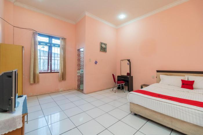 reddoorz near silangit international airport