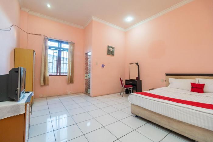 reddoorz near silangit international airport