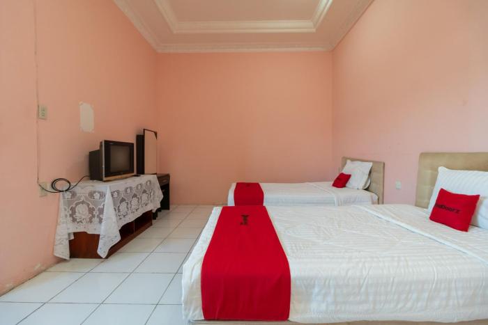 reddoorz near silangit international airport