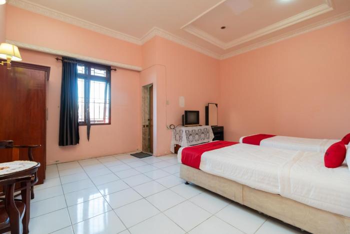 reddoorz near silangit international airport