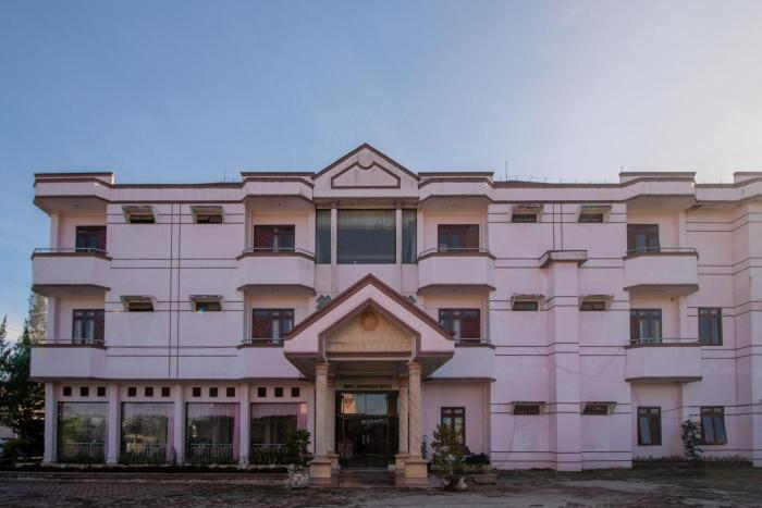 reddoorz near silangit international airport