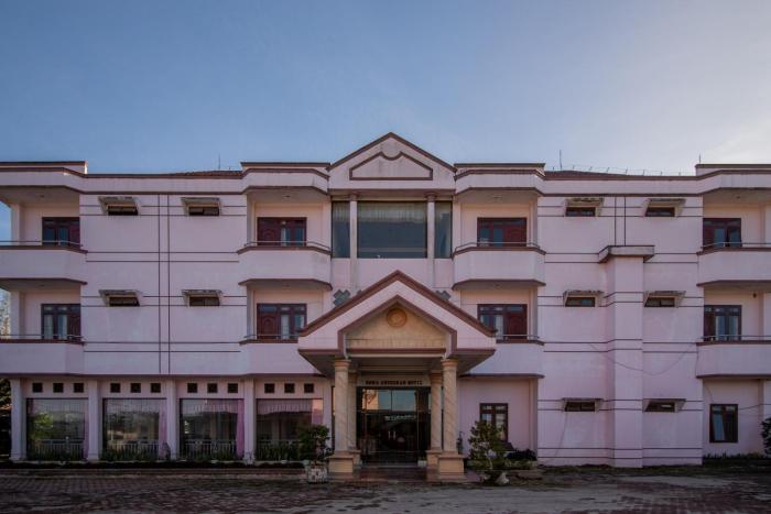 reddoorz near silangit international airport