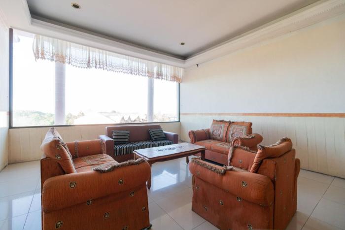 reddoorz near silangit international airport