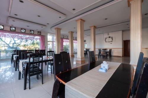 reddoorz near silangit international airport