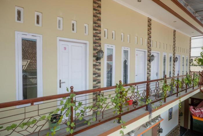 reddoorz syariah near terminal mendolo wonosobo 2