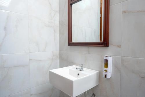 reddoorz syariah near terminal mendolo wonosobo 2