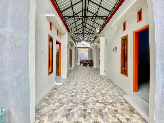 griya asri syariah mitra reddoorz