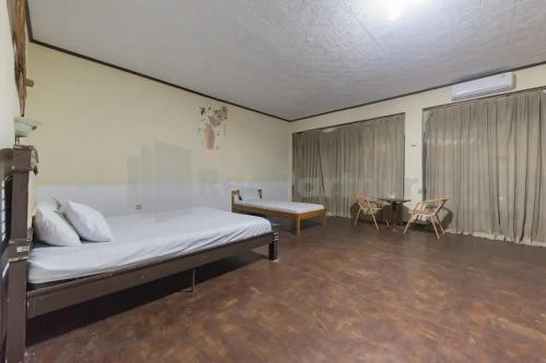 Hotel New Linggarjati Mitra Reddoorz,,2 star