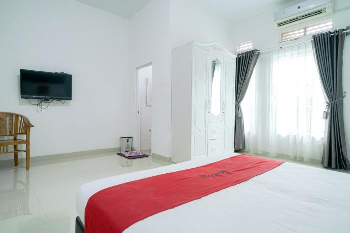 reddoorz syariah near rs awal bros batam