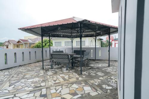 reddoorz syariah near rs awal bros batam