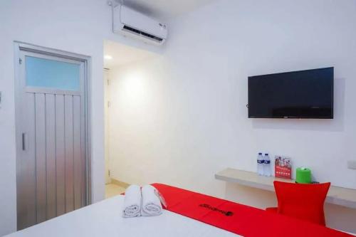 reddoorz near mall ratu indah 3