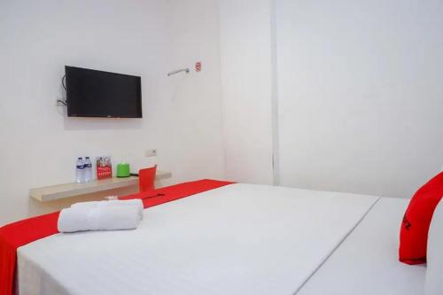 reddoorz near mall ratu indah 3