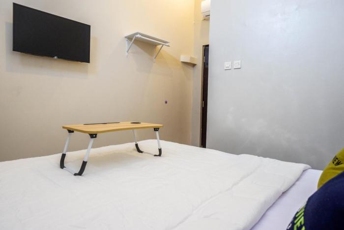 urbanview hotel near alun alun tegal