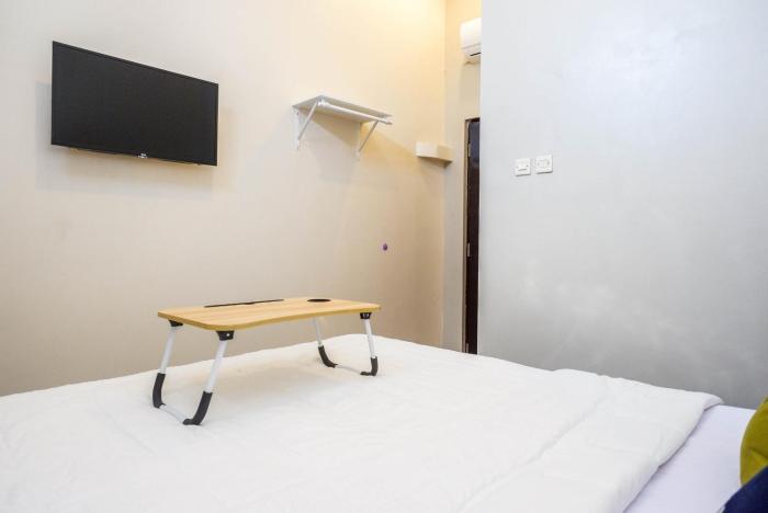 urbanview hotel near alun alun tegal