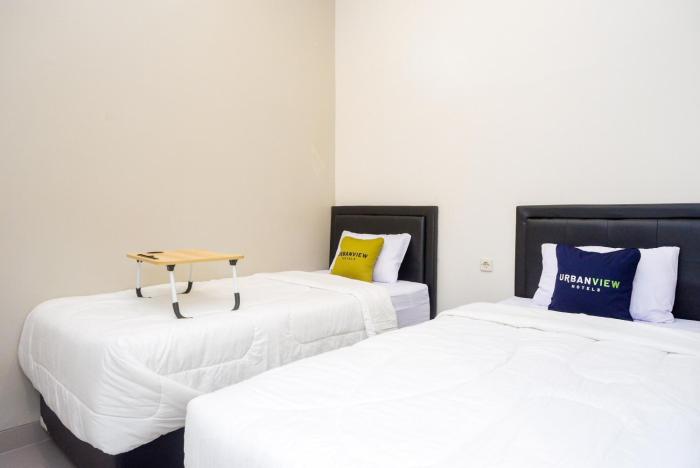 urbanview hotel near alun alun tegal