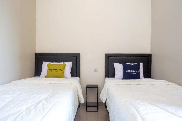 urbanview hotel near alun alun tegal