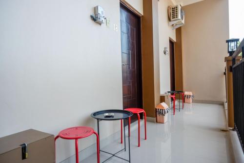urbanview hotel near alun alun tegal