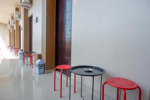urbanview hotel near alun alun tegal