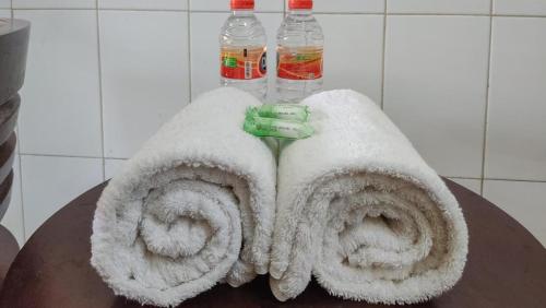 hotel shinta 1 near stasiun kertosono mitra reddoorz