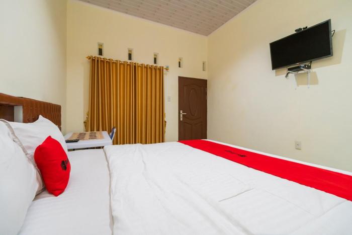 reddoorz aldos villa silangit