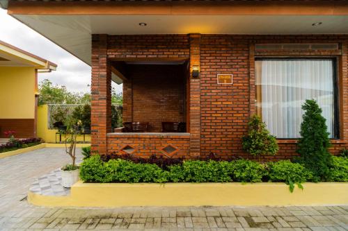 Reddoorz @ Aldos Villa Silangit,,2 star