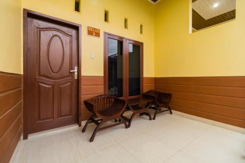 reddoorz aldos villa silangit