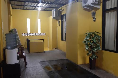 de luck homestay near alun alun sidoarjo