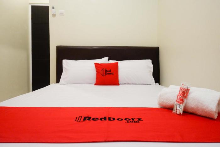 reddoorz syariah at kelud sampangan semarang